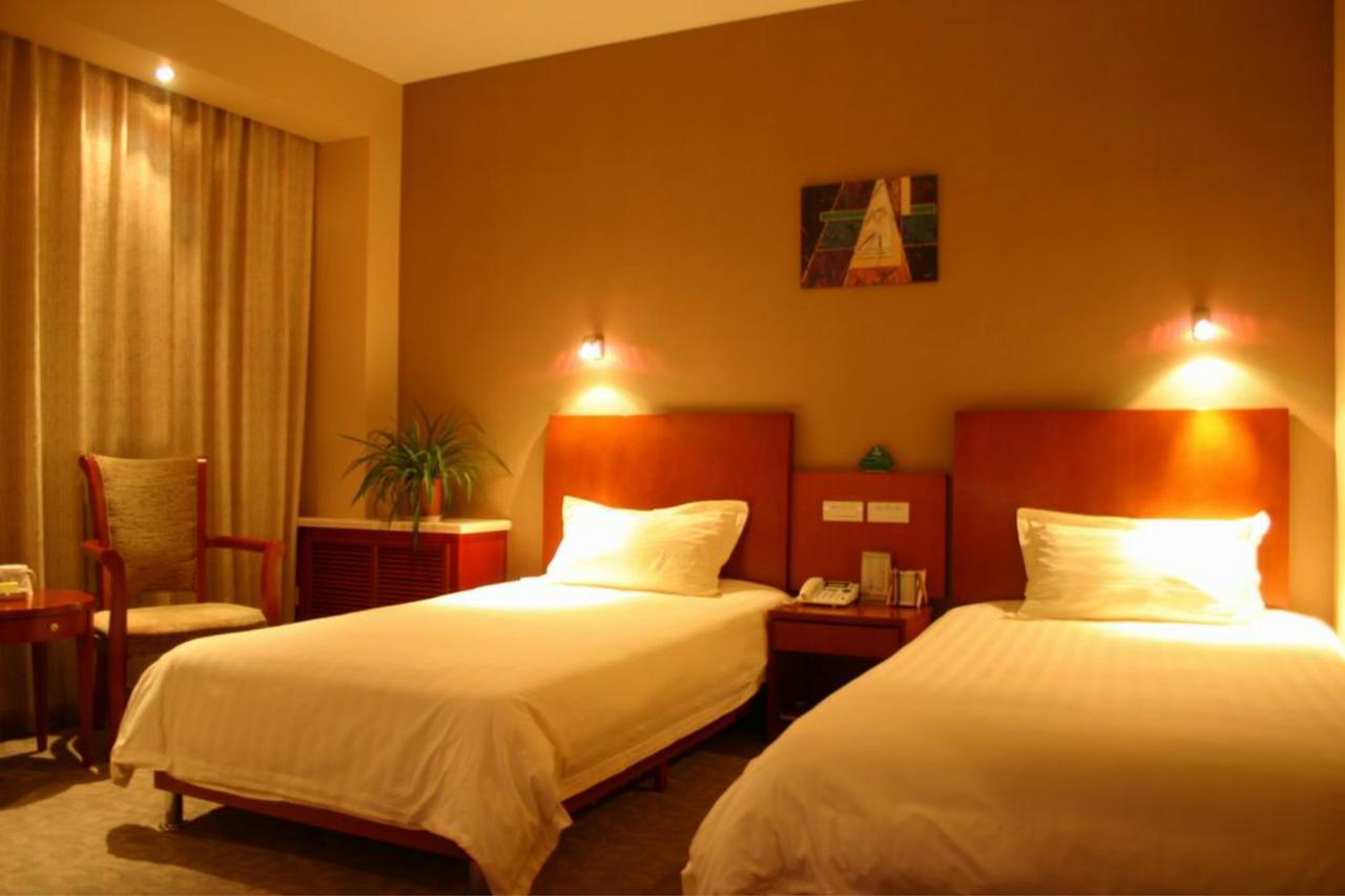 Greentree Inn Beijing Daxing Huangcun Qingyuan Road Metro Station Express Hotel Exterior photo